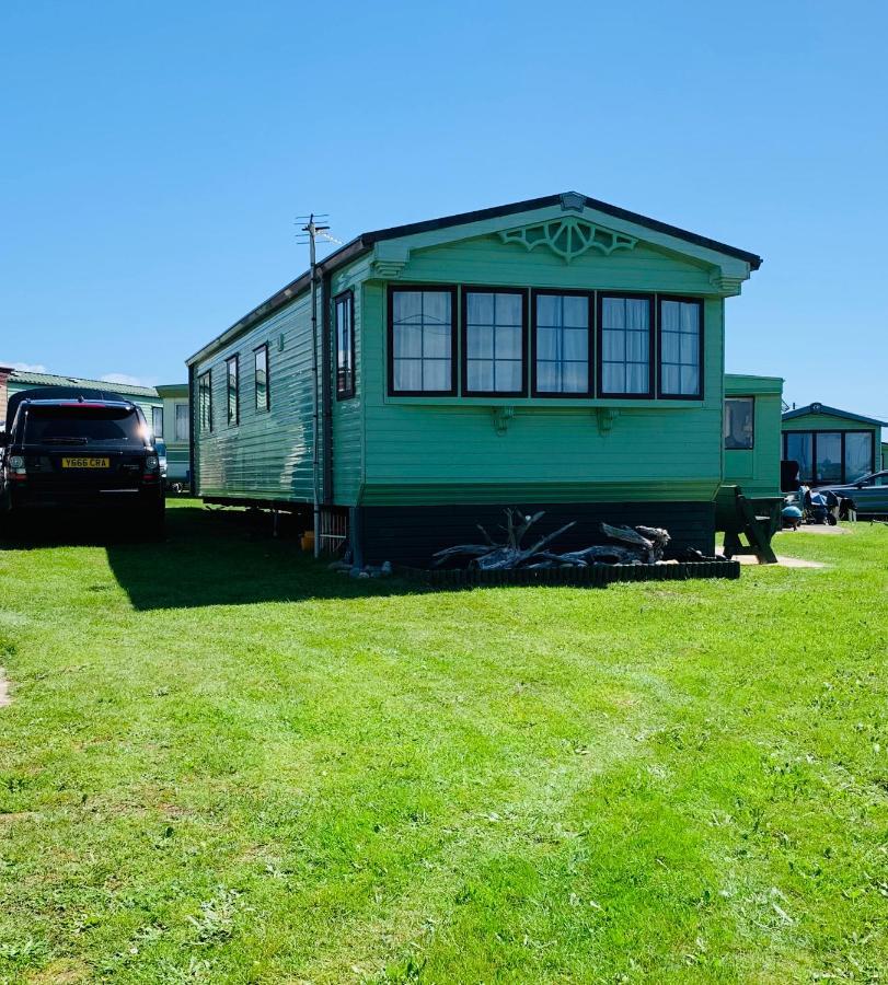 157 Amour Caravan Hotel Tywyn Exterior photo